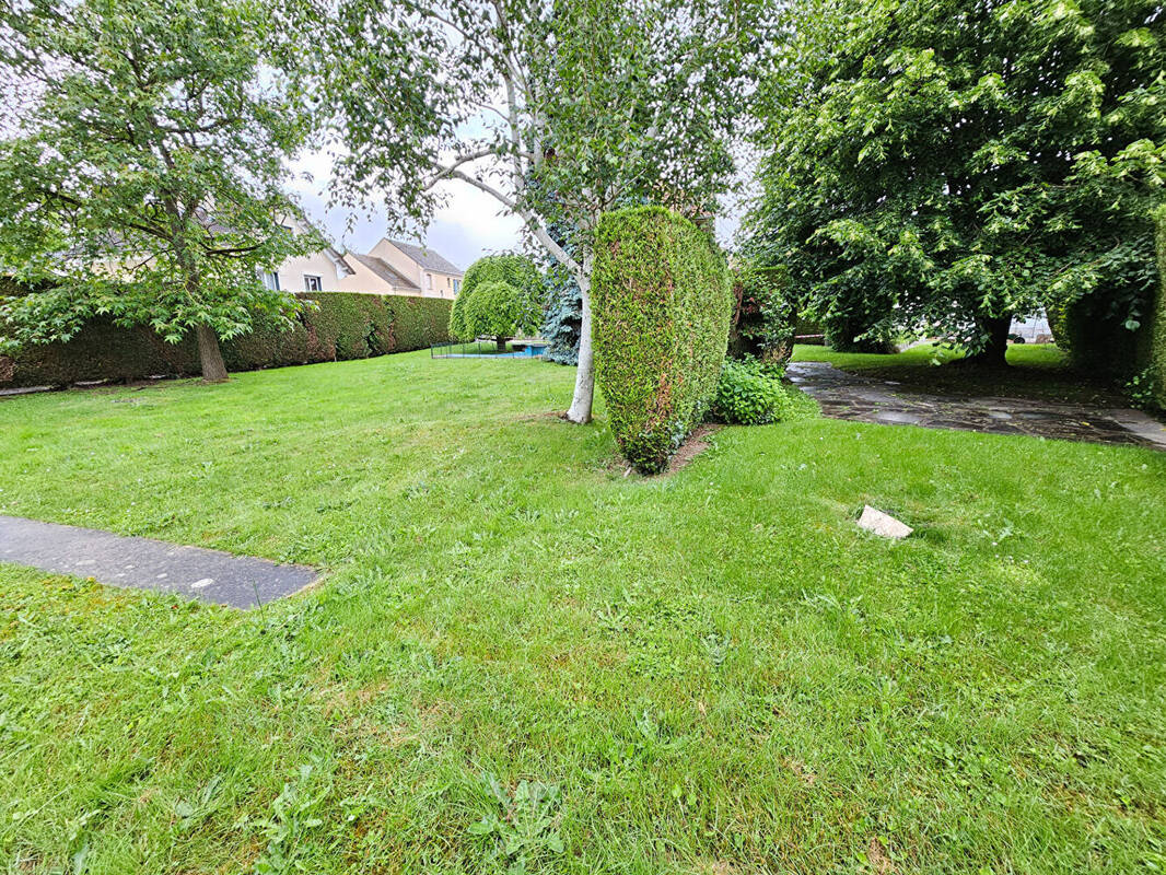 Terrain à MONTSOULT