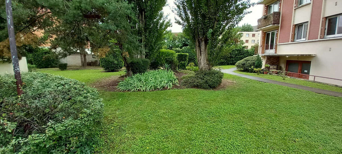 Appartement à BONDY