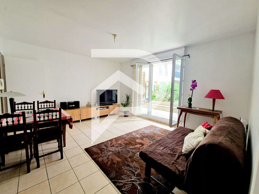 Appartement à EPINAY-SUR-SEINE