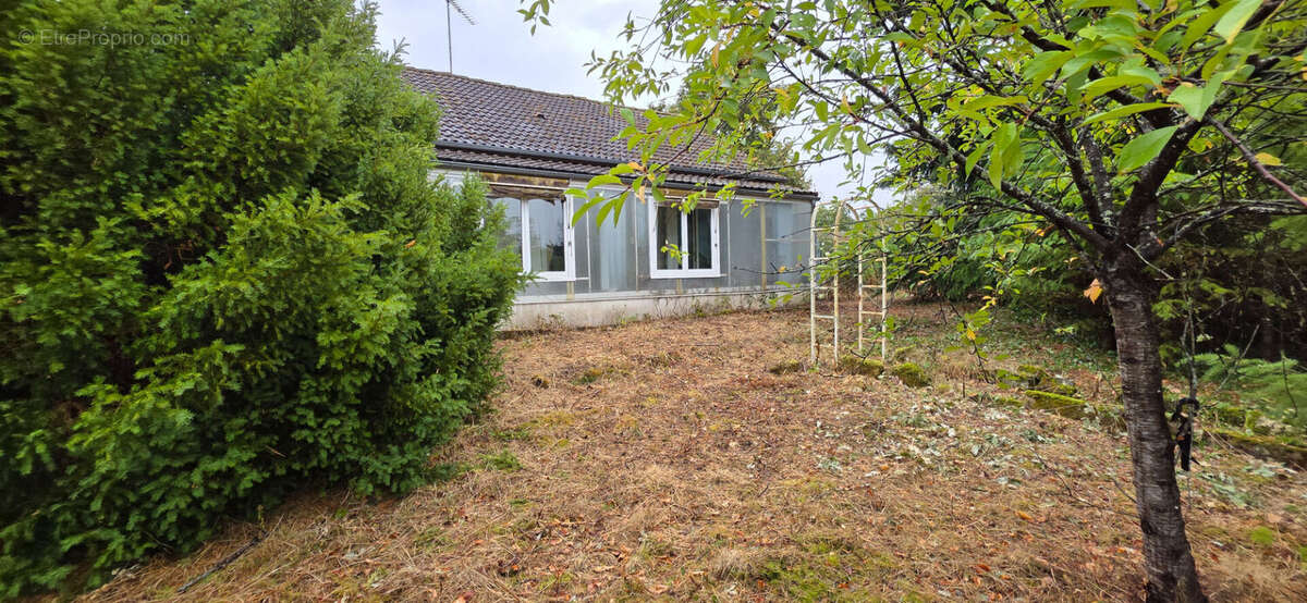 Maison à TOURNON-SAINT-PIERRE