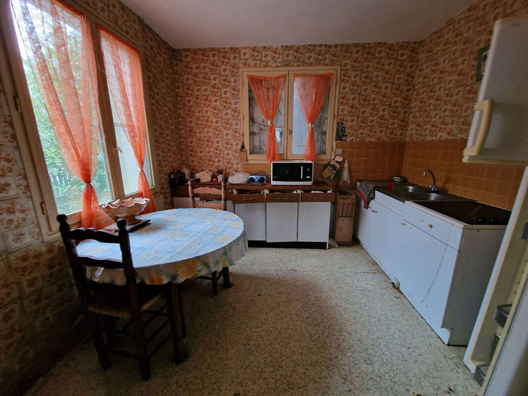 Maison à TOURNON-SAINT-PIERRE