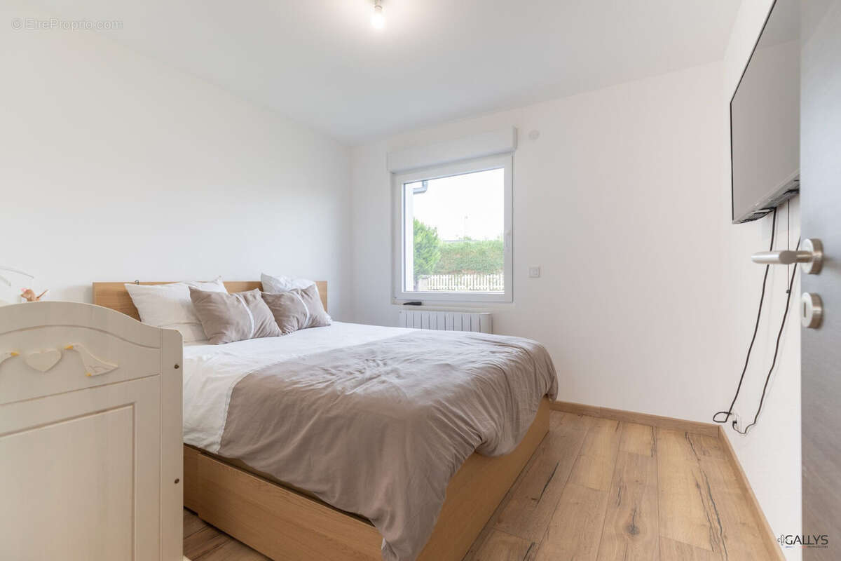 Maison à MONTOIS-LA-MONTAGNE