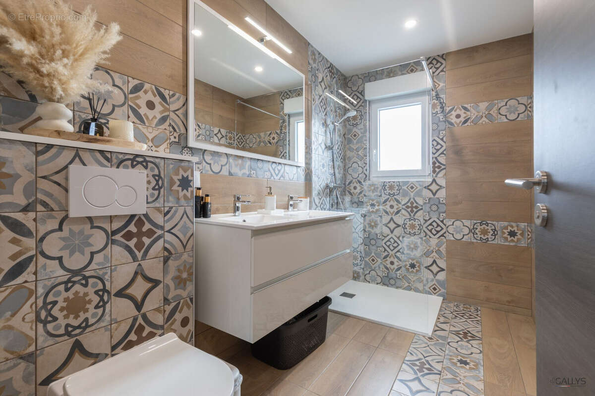 Maison à MONTOIS-LA-MONTAGNE