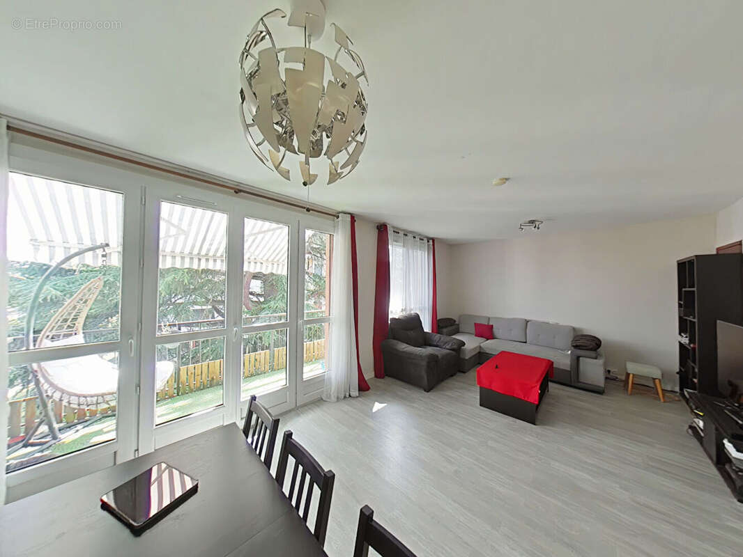 Appartement à JOUE-LES-TOURS