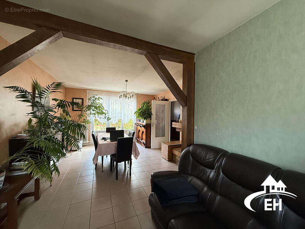 Maison à SOLIGNY-LA-TRAPPE