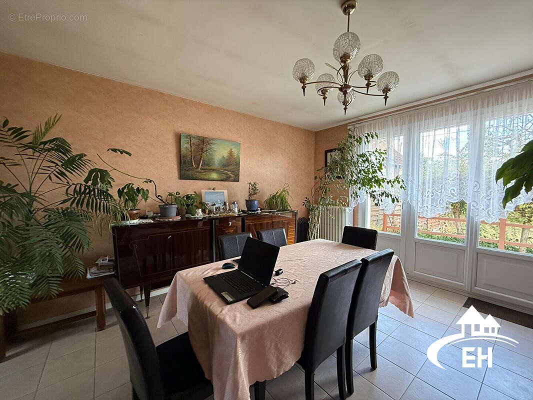 Maison à SOLIGNY-LA-TRAPPE