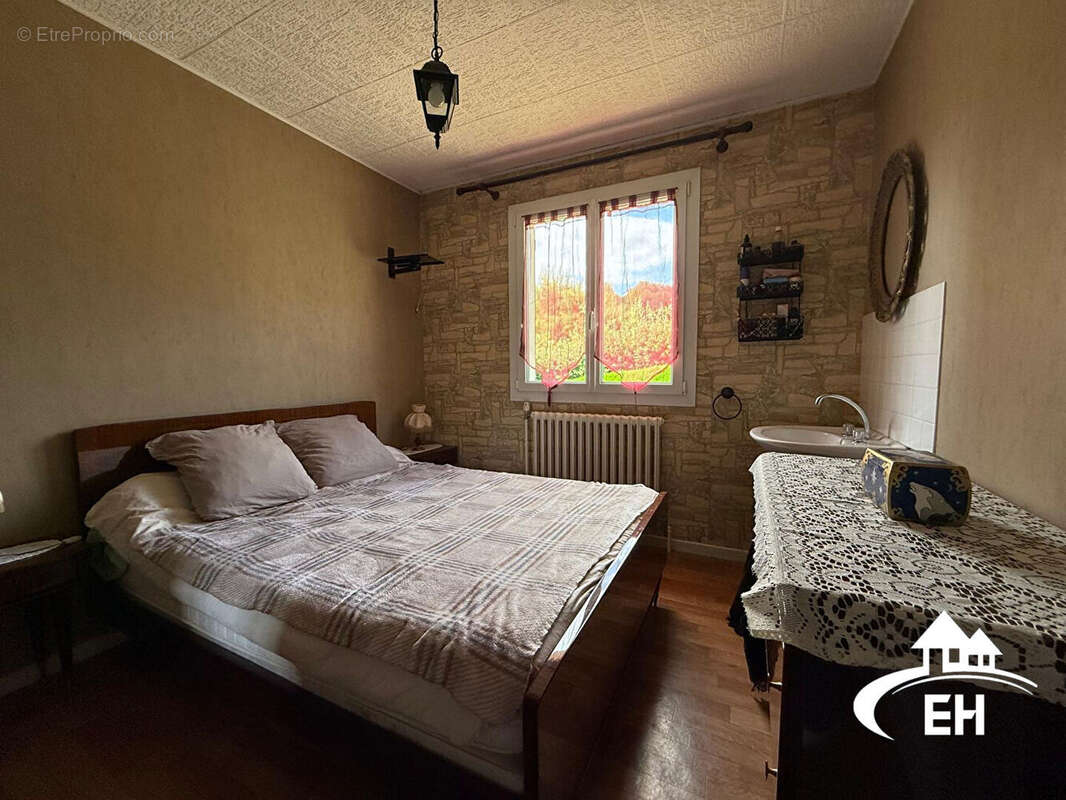 Maison à SOLIGNY-LA-TRAPPE