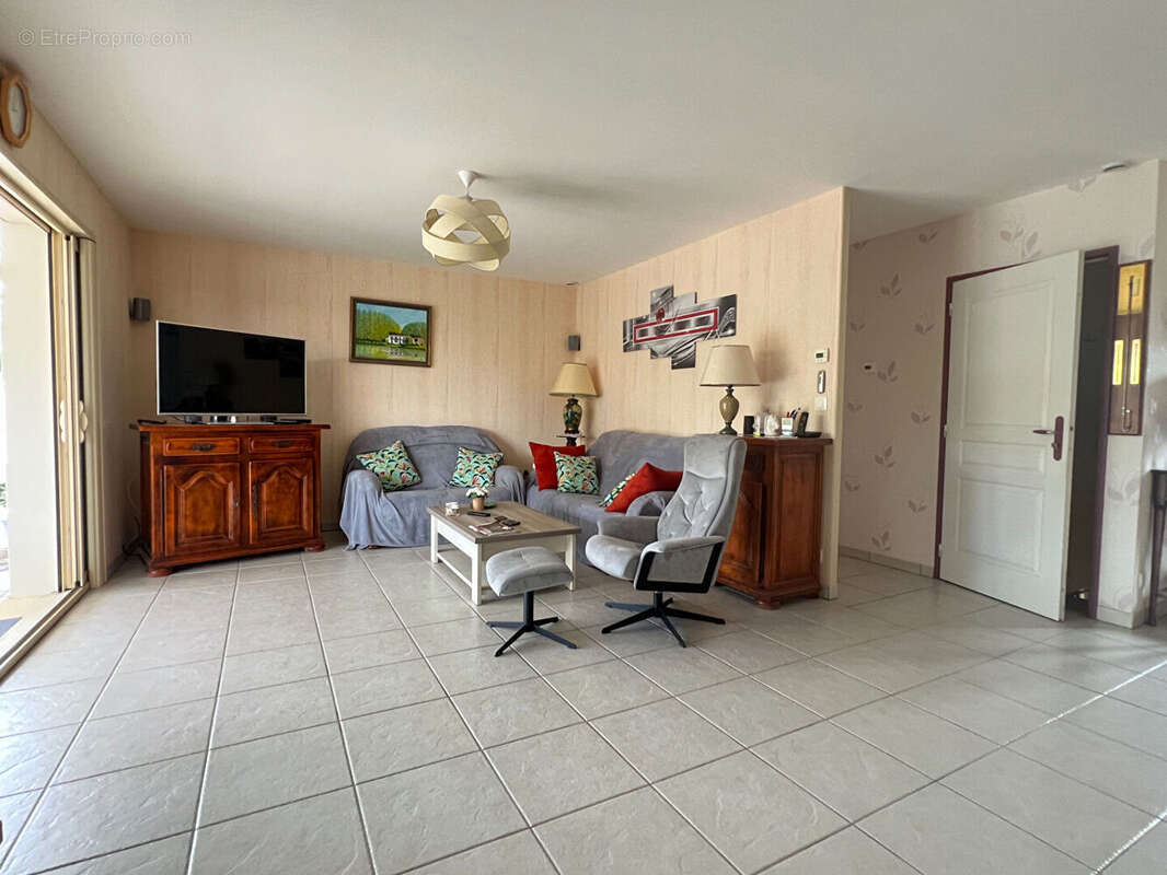 Maison à MAZEROLLES