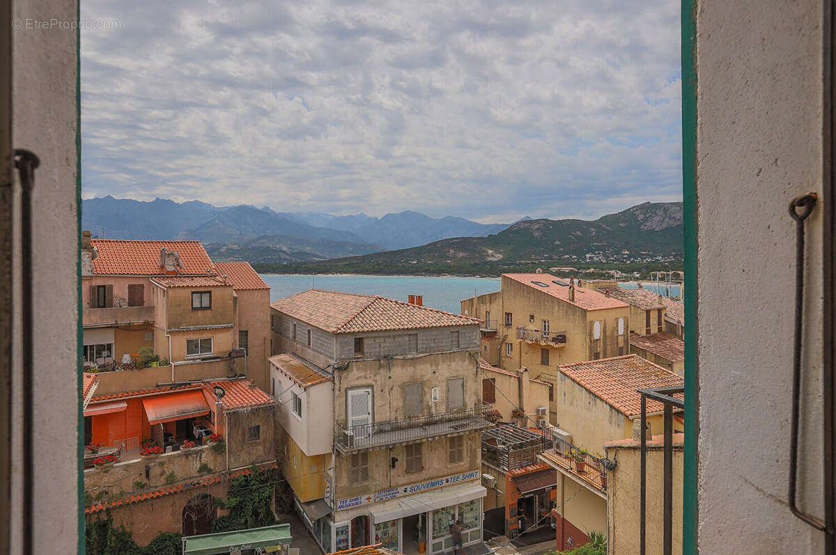 Appartement à CALVI