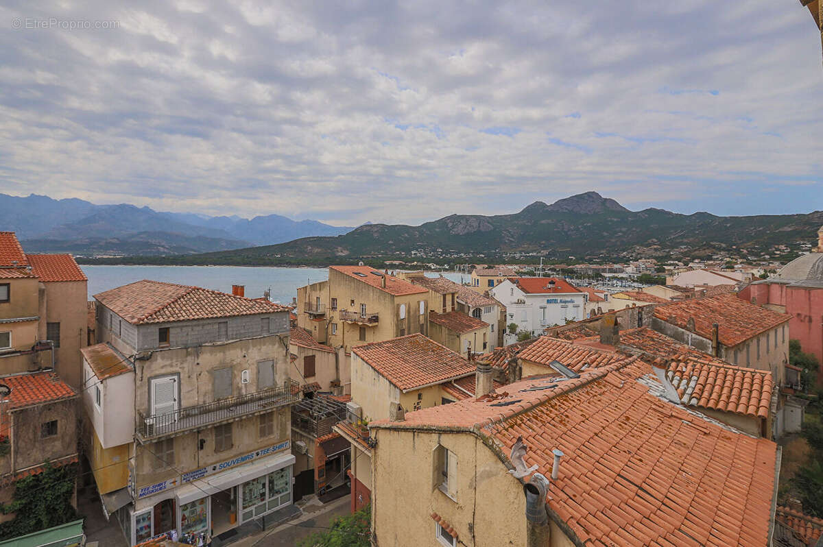 Appartement à CALVI