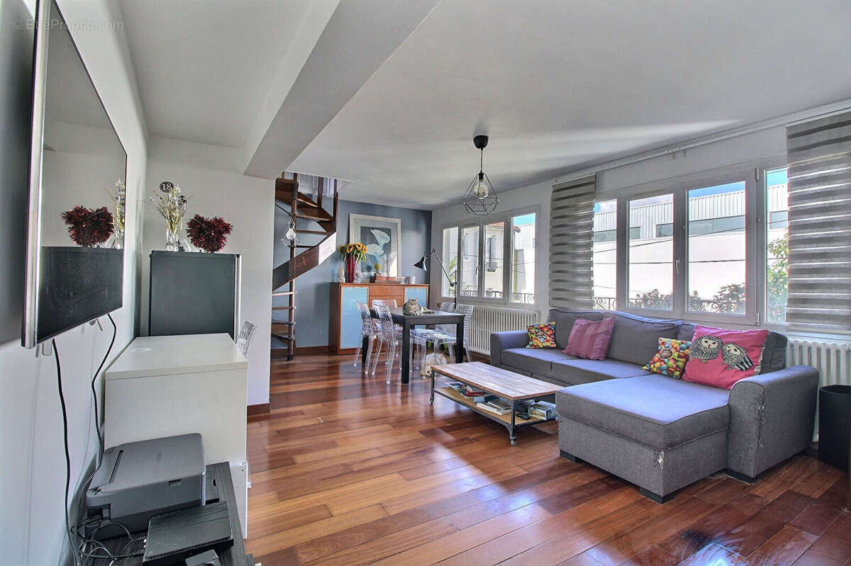 Appartement à COLOMBES