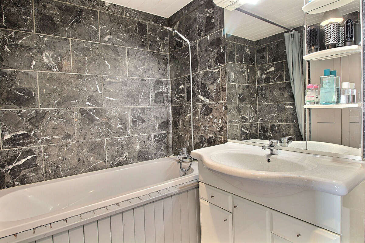 Appartement à COLOMBES