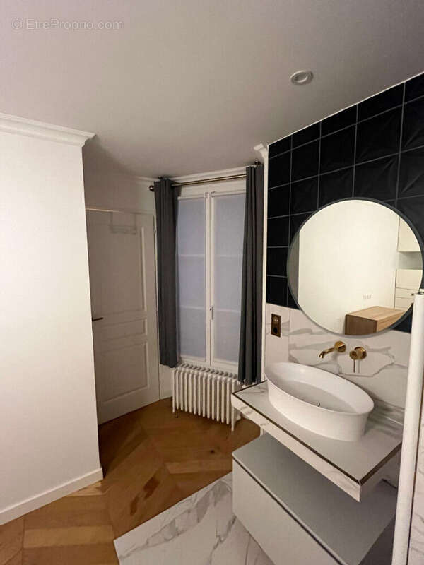 Appartement à PARIS-6E