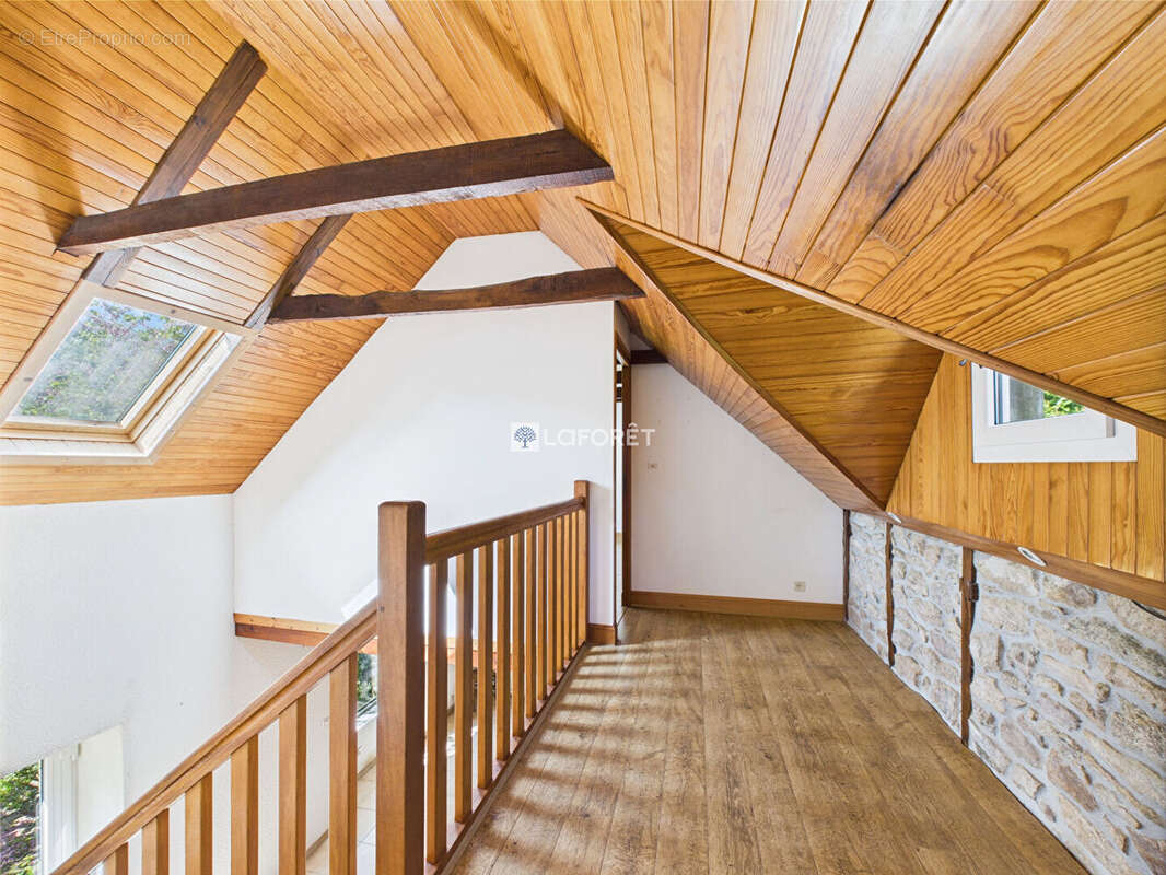 Maison à SAINT-EVARZEC