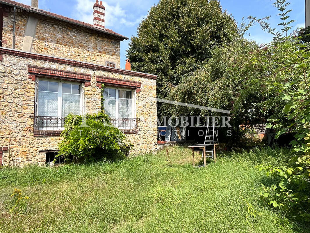 Maison à SAINT-LEU-LA-FORET