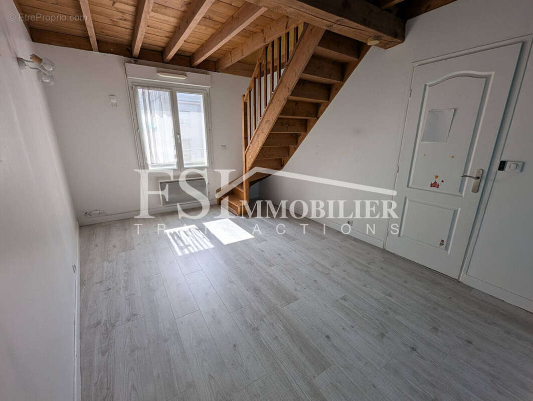 Maison à MERY-SUR-OISE