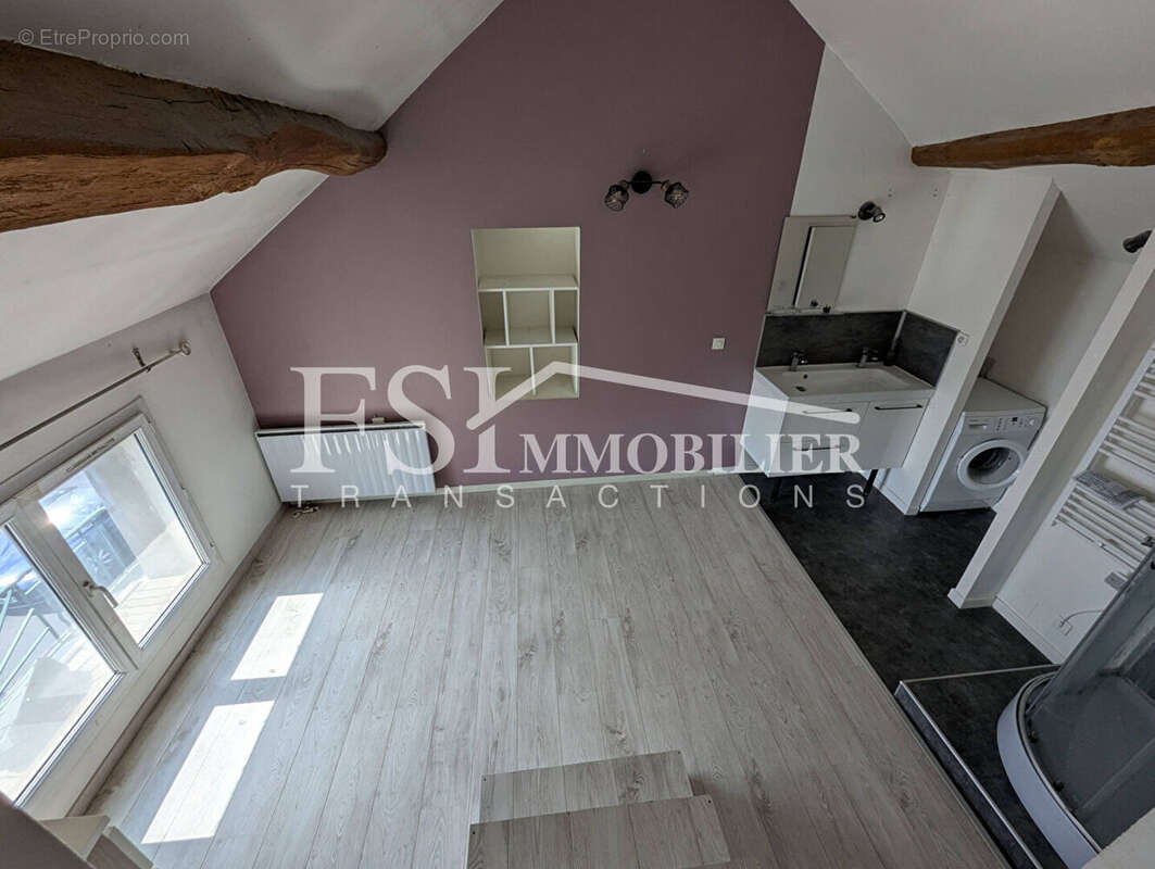 Maison à MERY-SUR-OISE