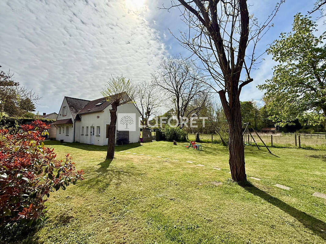 Maison à MILLY-LA-FORET