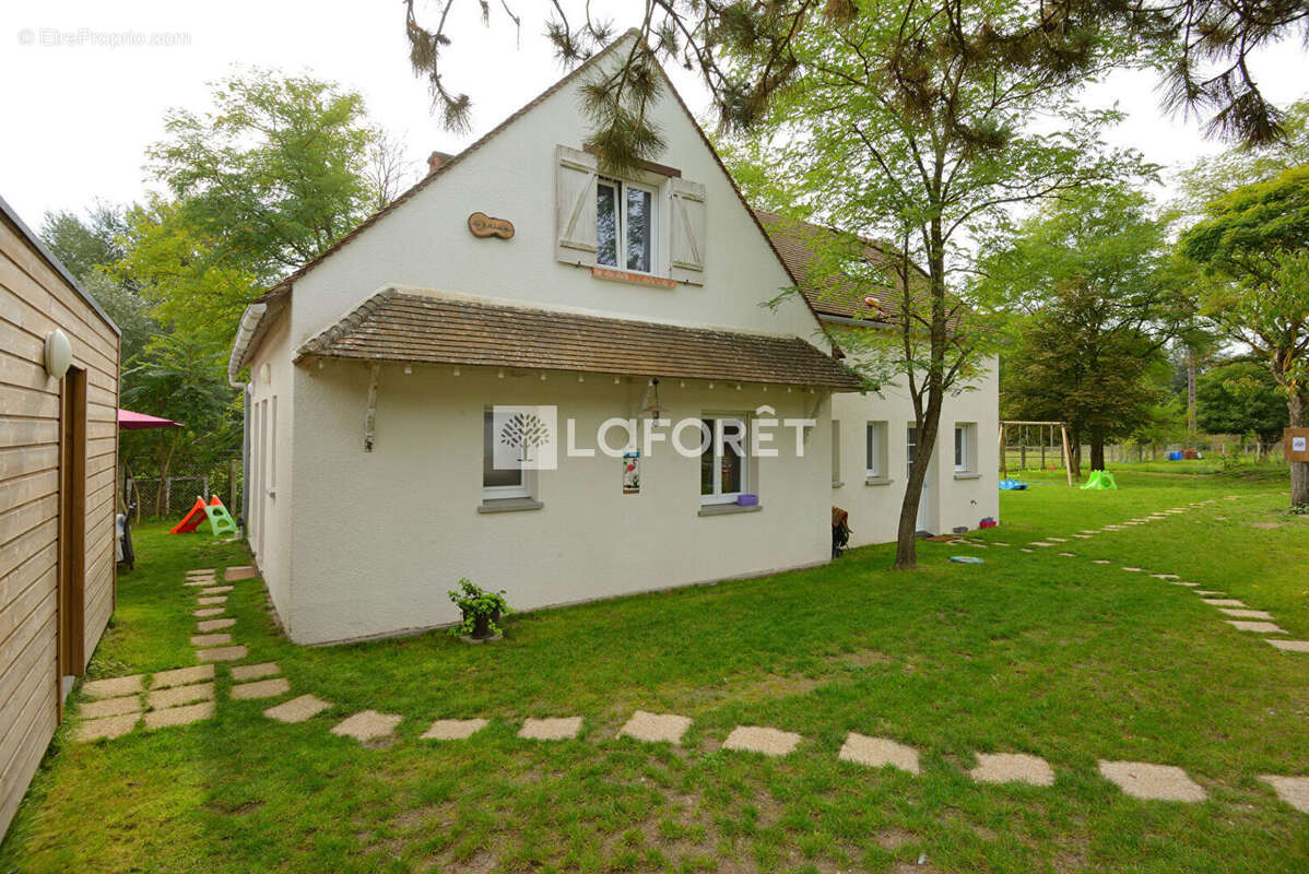 Maison à MILLY-LA-FORET