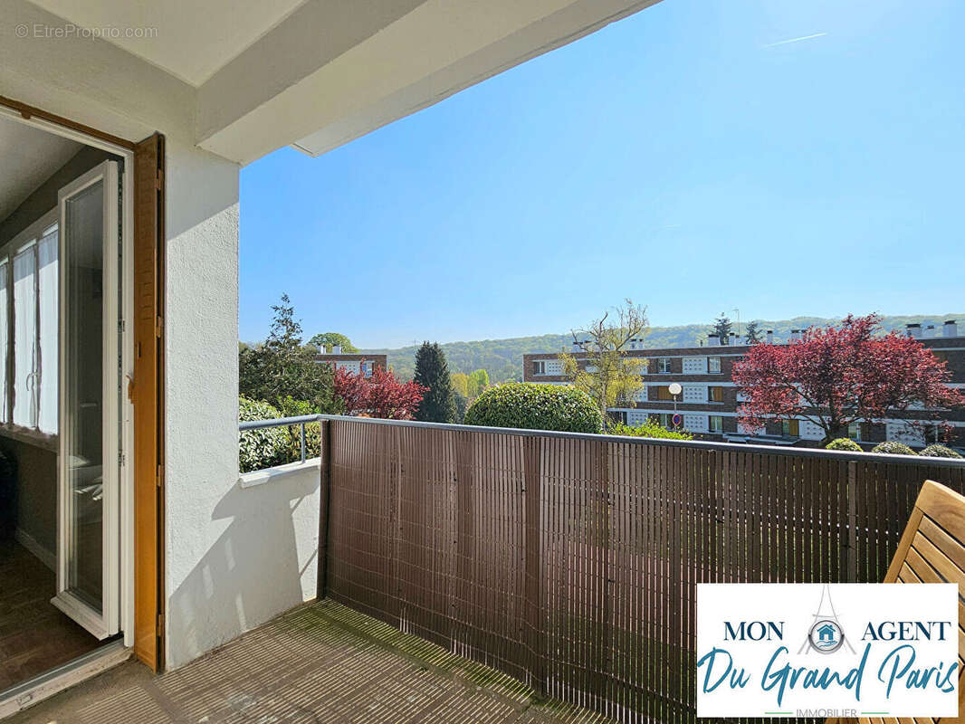 Appartement à BIEVRES