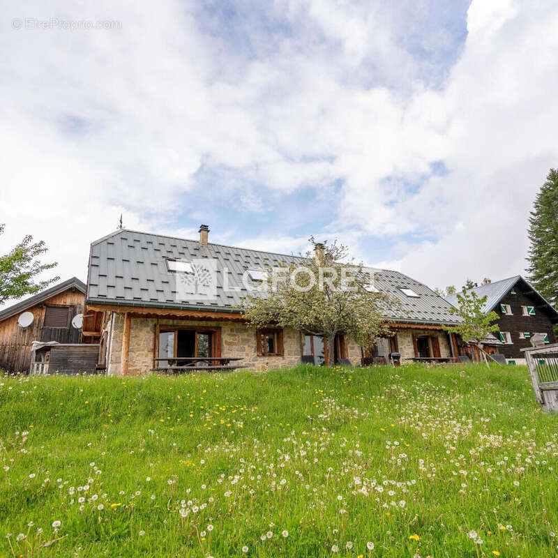 Maison à LES DESERTS