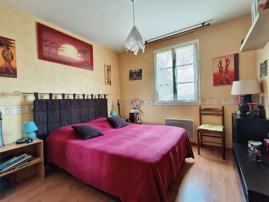 Maison à SAINT-MARTIN-DE-SAINT-MAIXENT