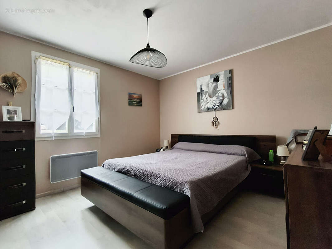 Maison à SAINT-MARTIN-DE-SAINT-MAIXENT