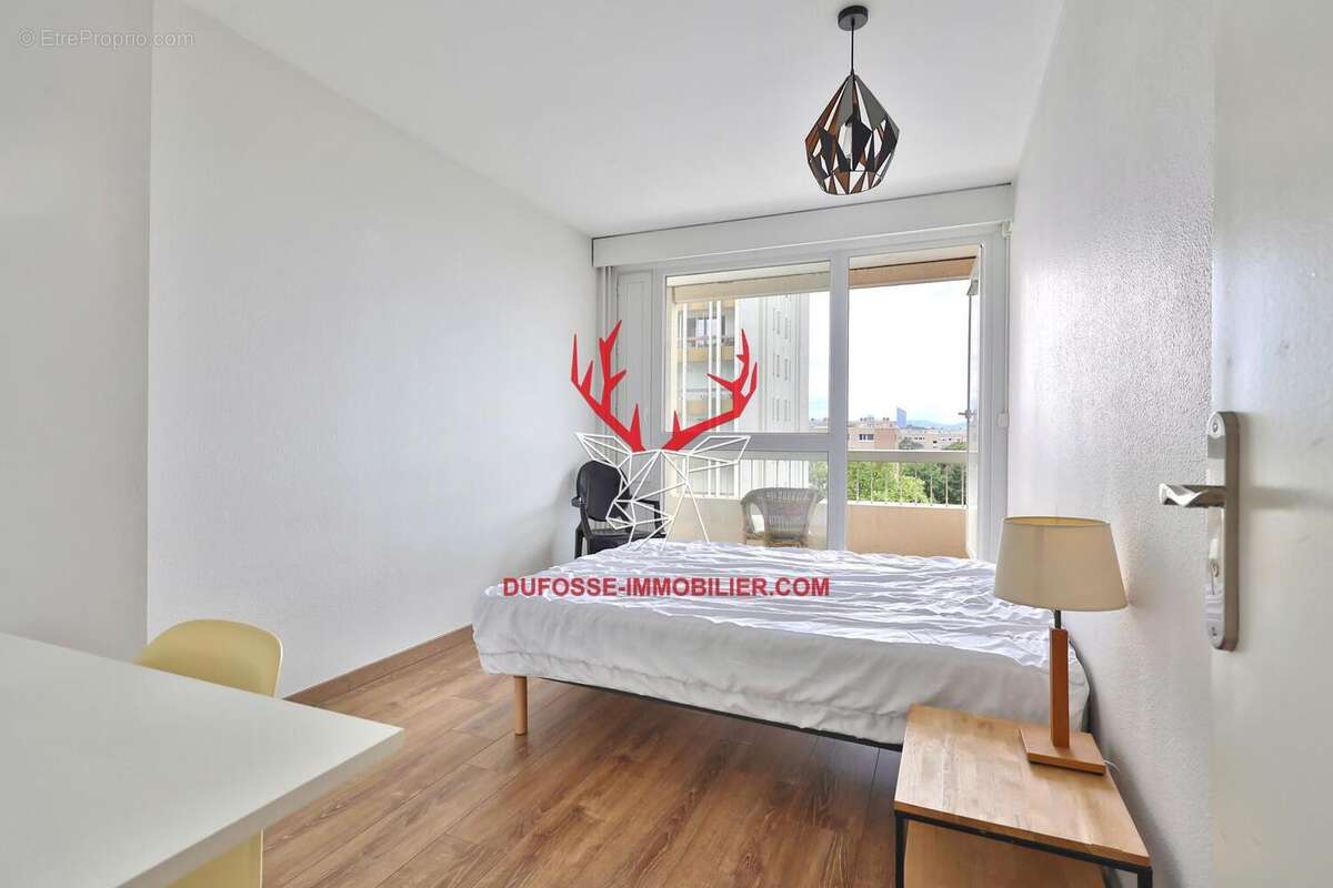 Photo 6 - Appartement à VILLEURBANNE