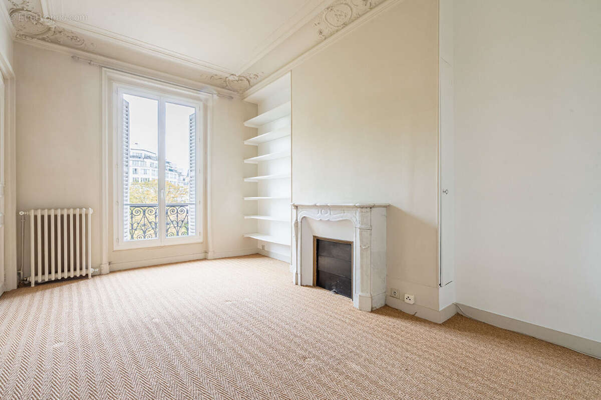 Appartement à PARIS-9E