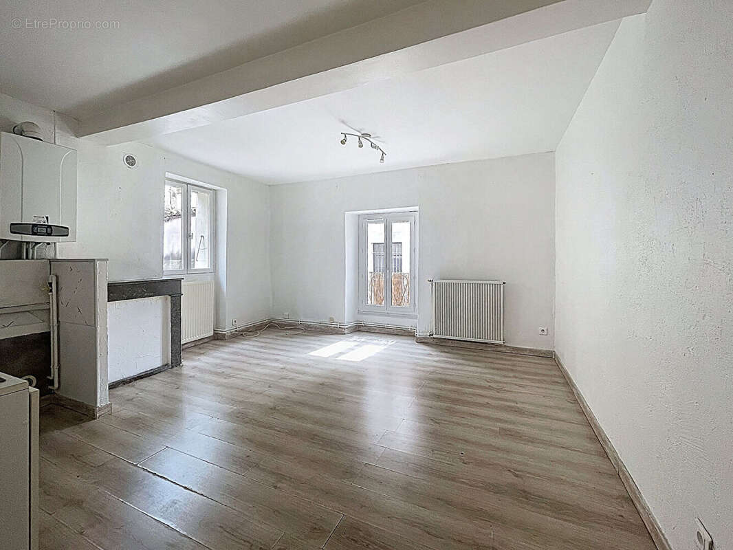 Appartement à LORIOL-SUR-DROME