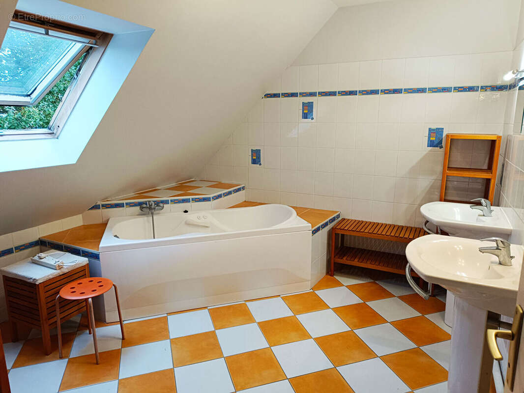 Maison à JOUE-LES-TOURS