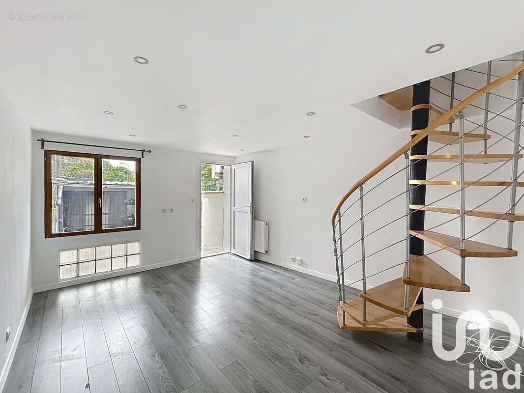 Photo 2 - Maison à ROSNY-SOUS-BOIS