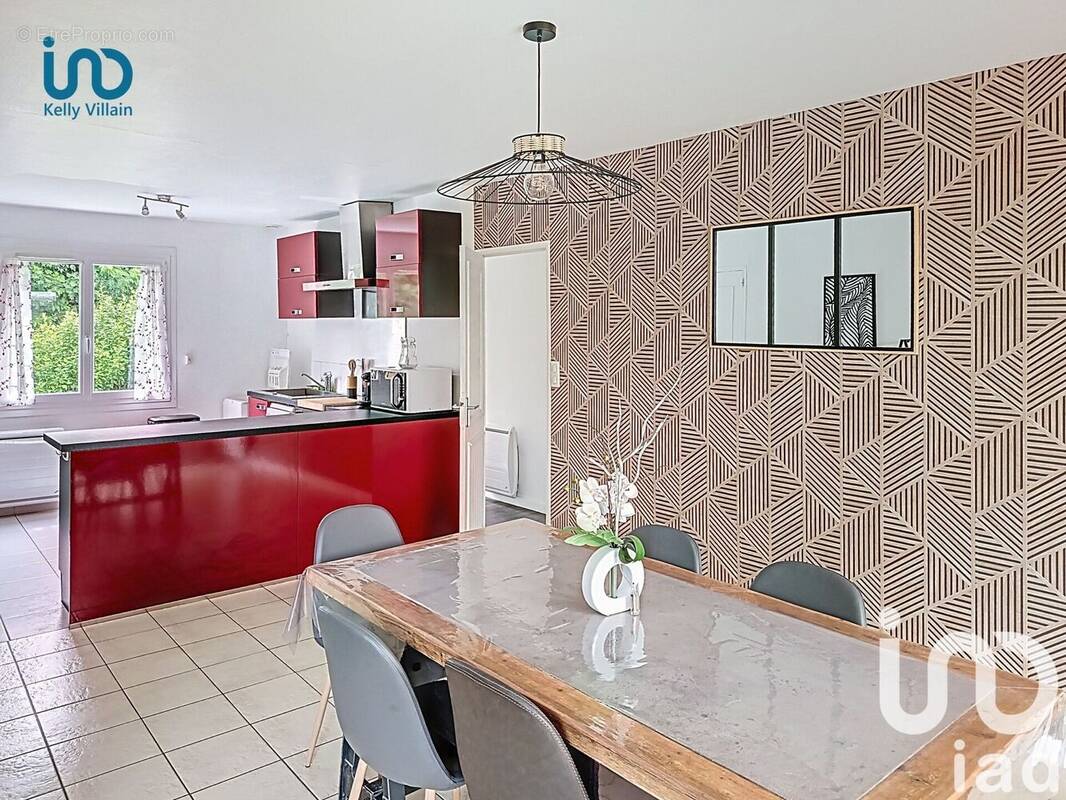 Photo 1 - Maison à SANSAIS