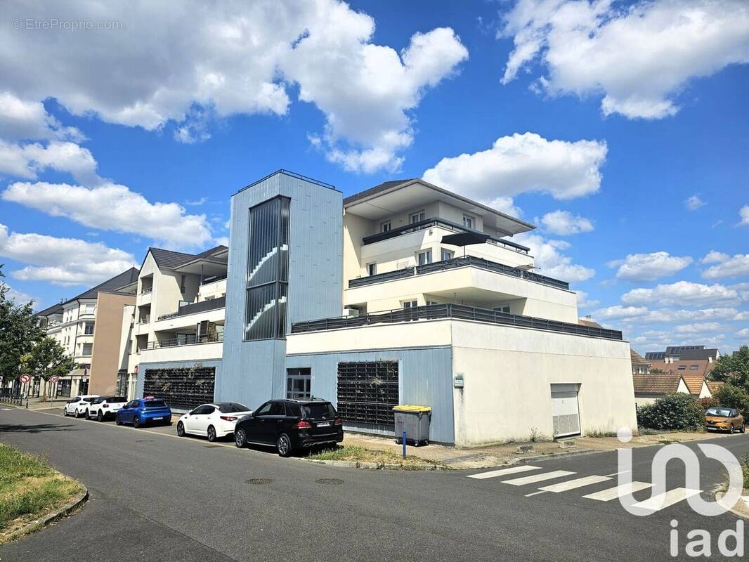 Photo 1 - Appartement à SAVIGNY-LE-TEMPLE