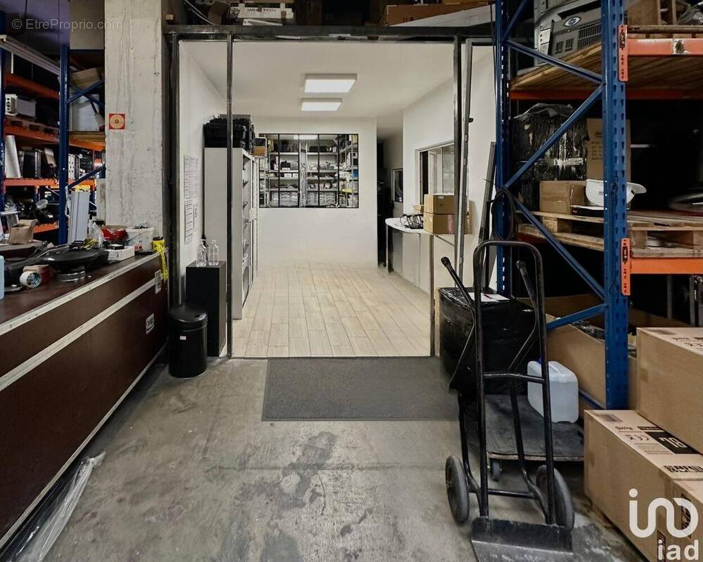 Photo 1 - Commerce à TOULON