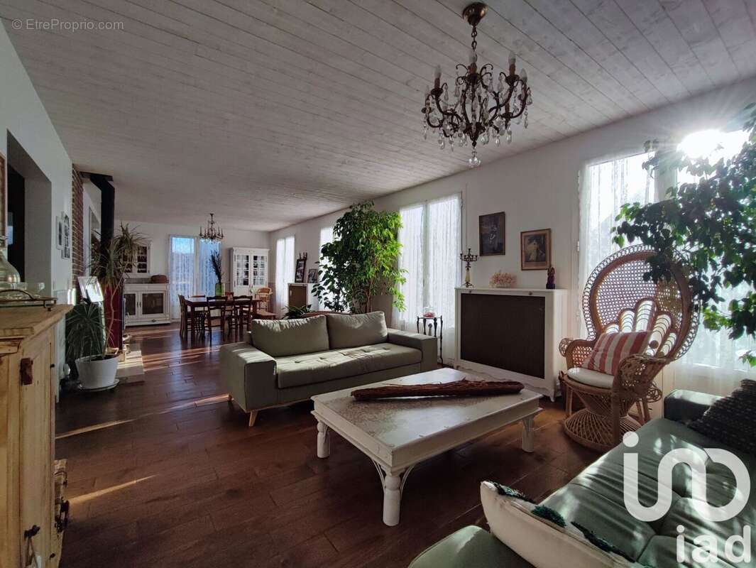 Photo 2 - Maison à MARINES