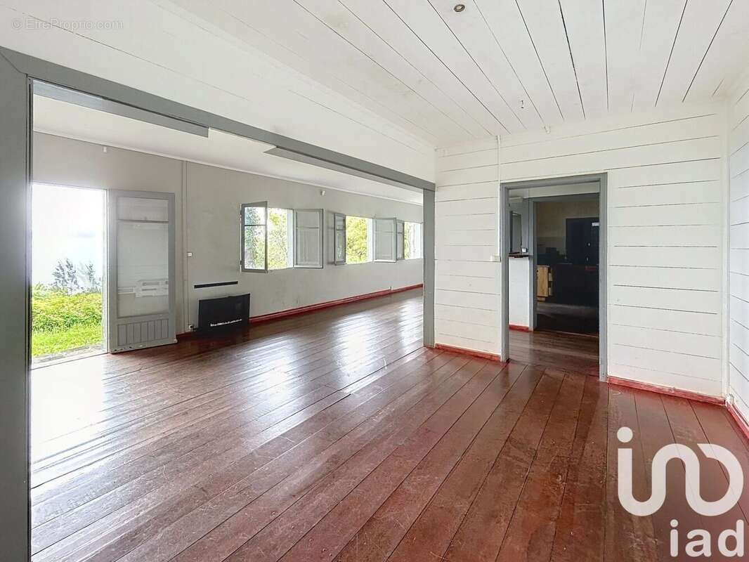 Photo 7 - Terrain à SAINT-DENIS