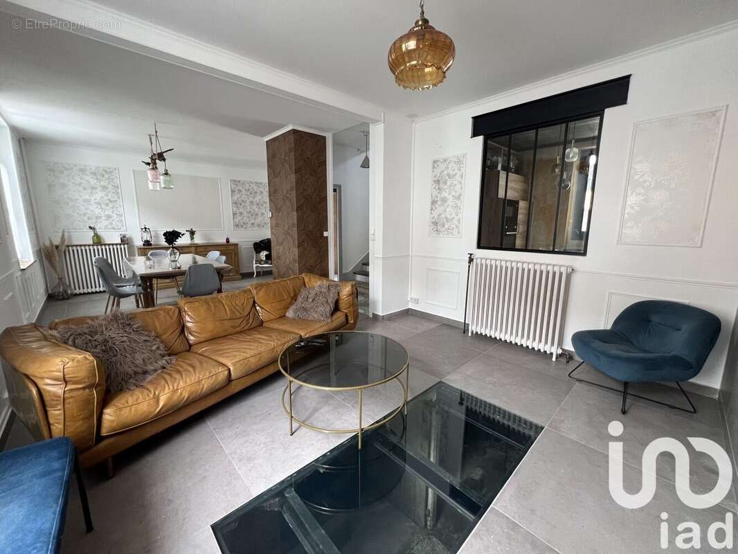 Photo 2 - Maison à MORTCERF