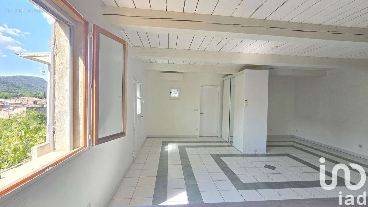 Photo 2 - Maison à LA ROQUEBRUSSANNE