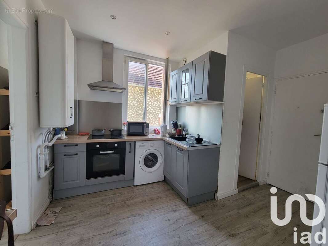 Photo 3 - Appartement à SAINT-ETIENNE-DU-ROUVRAY