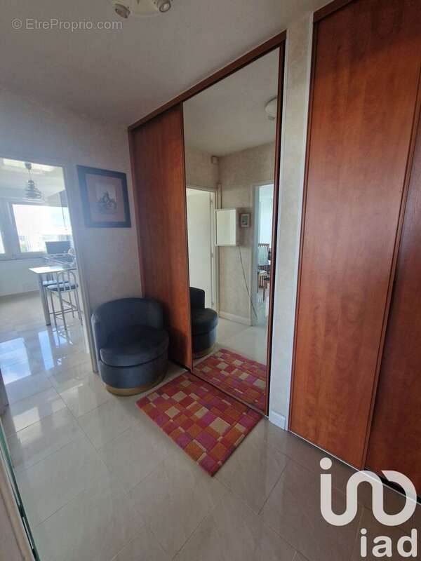 Photo 8 - Appartement à RIS-ORANGIS