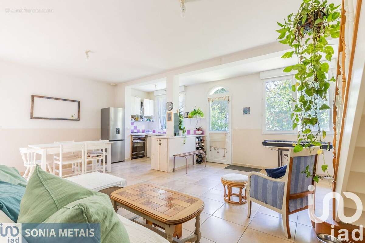 Photo 6 - Maison à RIS-ORANGIS