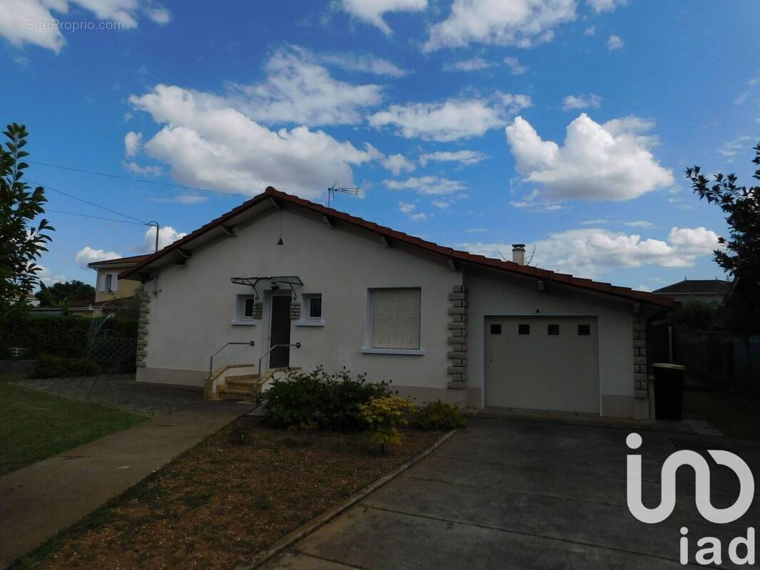 Photo 1 - Maison à MEYZIEU