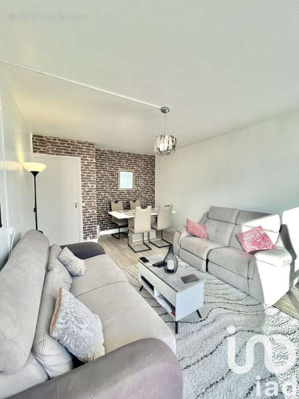 Photo 2 - Appartement à CERGY