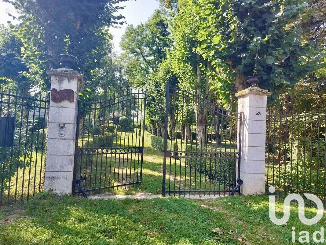 Photo 2 - Maison à COURTEMAUX