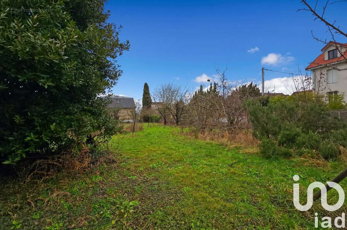 Photo 4 - Terrain à RUEIL-MALMAISON