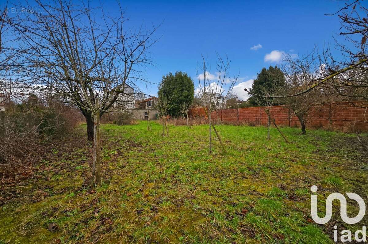 Photo 8 - Terrain à RUEIL-MALMAISON