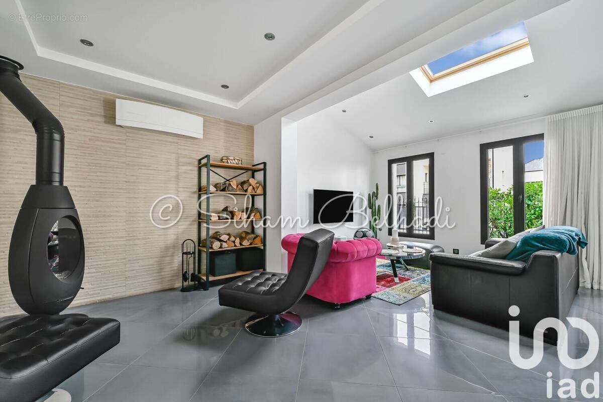 Photo 1 - Maison à BRY-SUR-MARNE