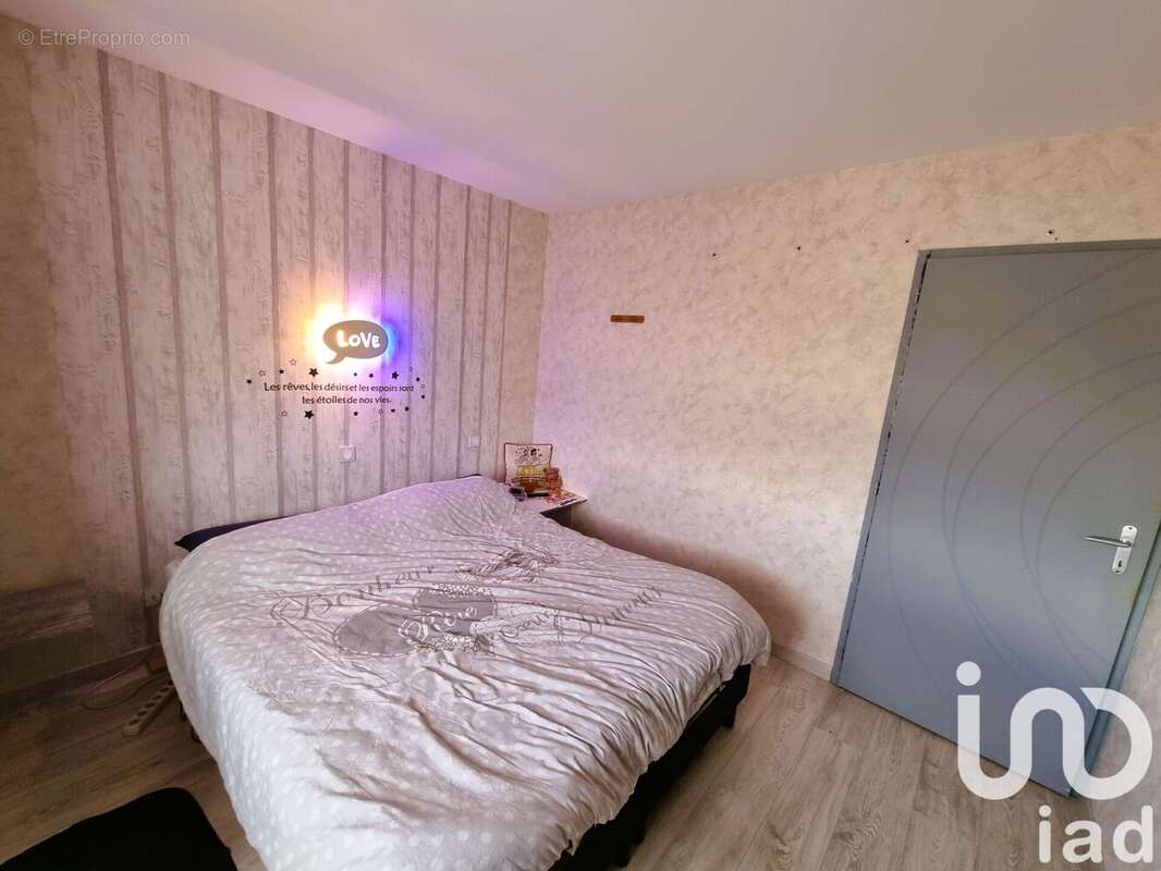 Photo 6 - Maison à LES LANDES-GENUSSON