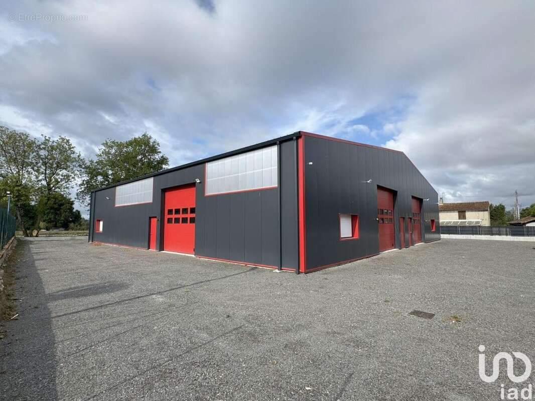 Photo 2 - Commerce à POMPAIRE